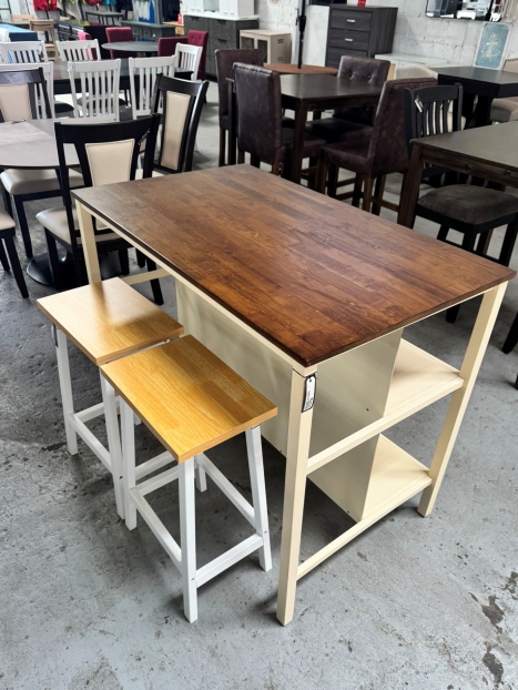 Inventario de muebles para venta en América Latina